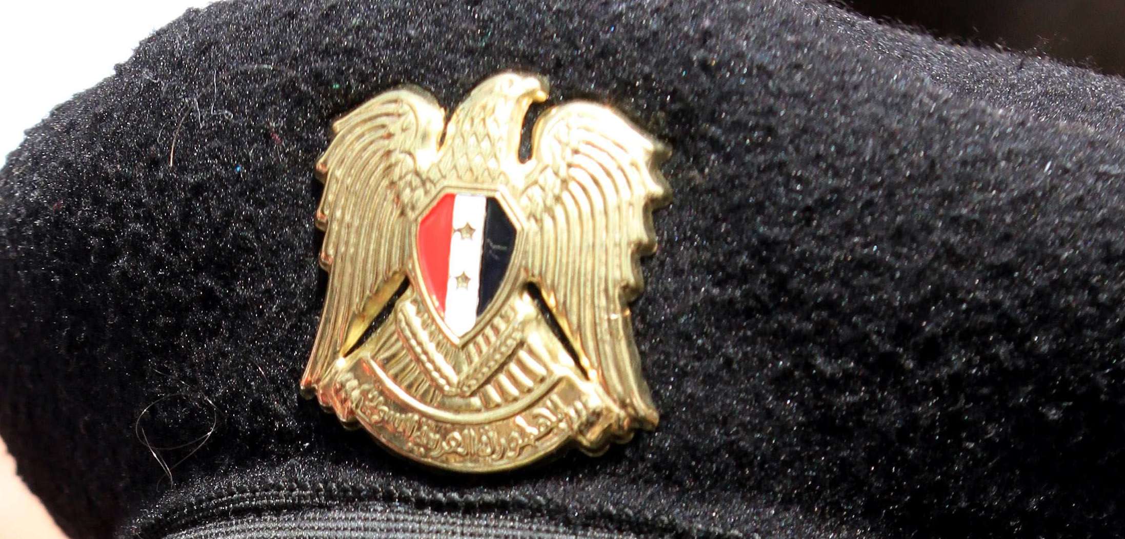 مؤسسات أمنية وعسكرية تابعة للنظام السوري تجند الشباب الفلسطينيين وترسلهم لقتال المعارضة 