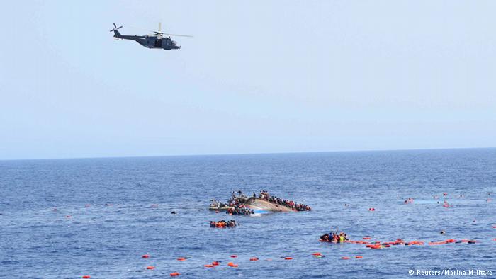 انقاذ مهاجرين في اليونان وغرق آخرين في ليبيا بينهم عائلات من سورية