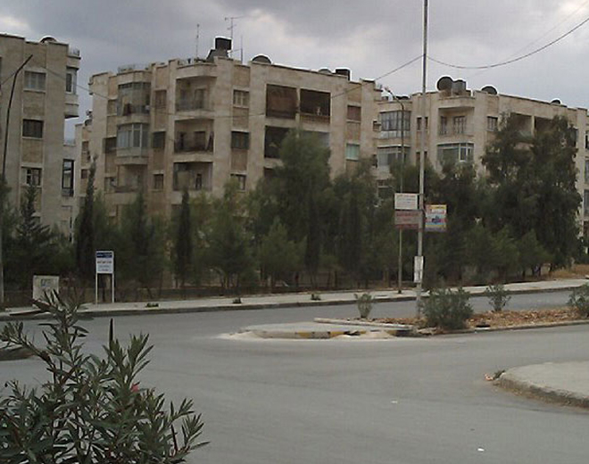 قضاء لاجئ فلسطيني جراء قصف استهدف حي الحمدانية في حلب 