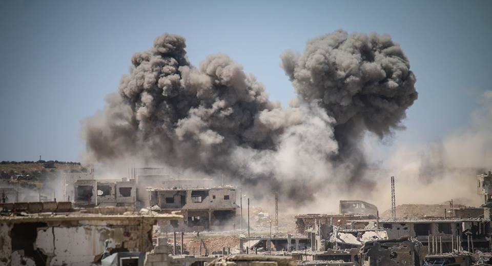 النظام يستهدف أحياء تقطنها عائلات فلسطينية جنوب سورية