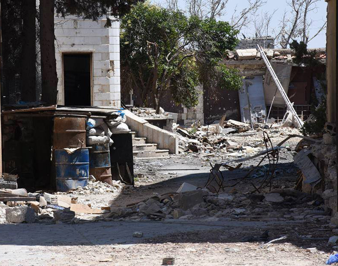 استهداف مخيم الوافدين بالقذائف الصاروخية