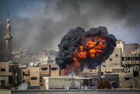 تصاعد وتيرة القصف والاشتباكات على مخيم درعا والمناطق المحيطة به