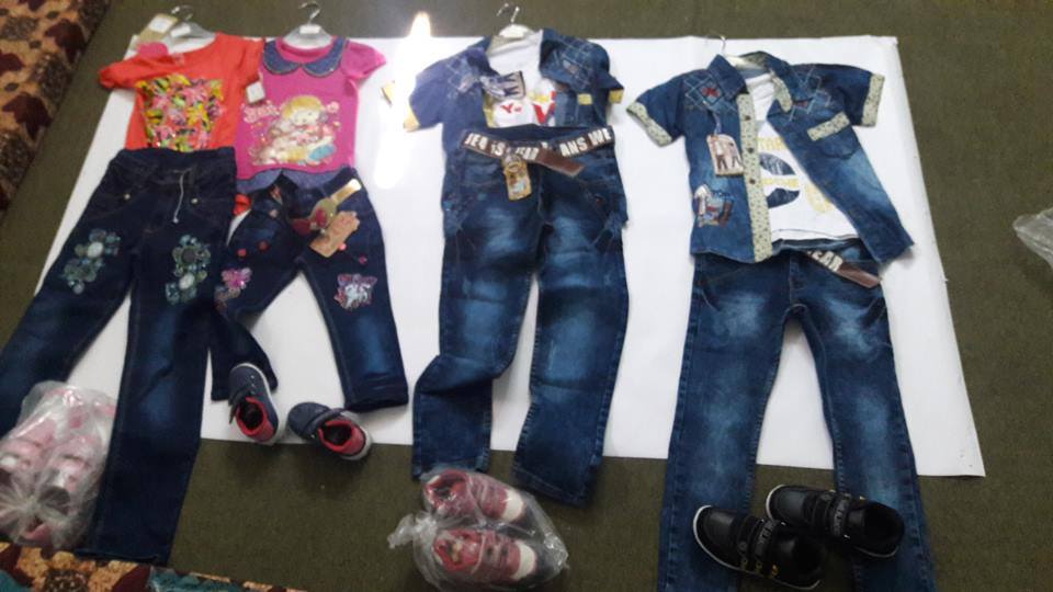 هيئة فلسطين الخيرية توزع ملابس العيد على 50 طفل في بلدة المزيريب 