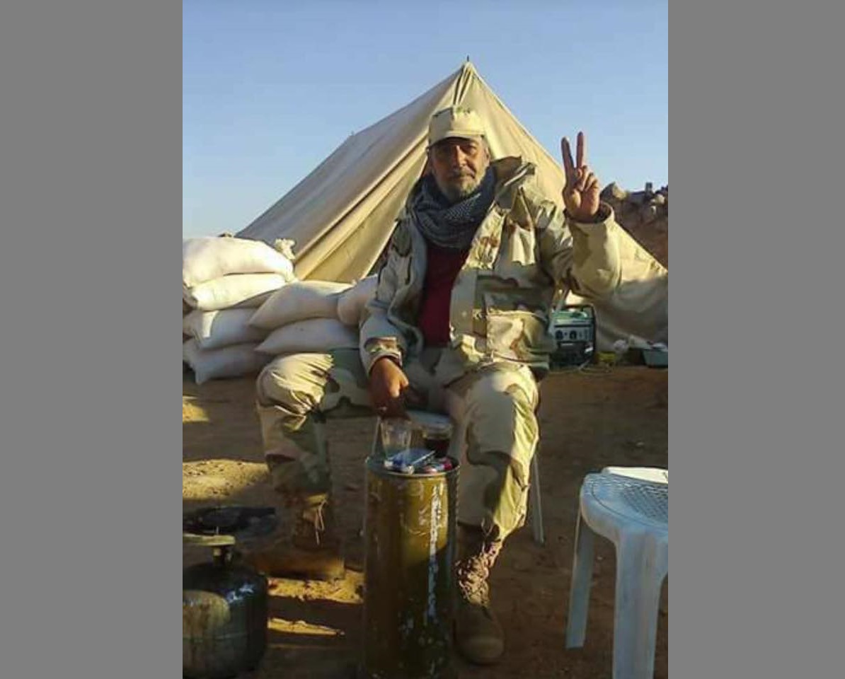 قضاء لاجئ فلسطيني أثناء قتاله إلى جانب قوات النظام السوري في البادية السورية