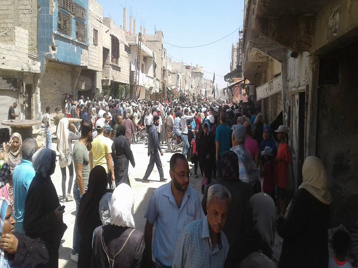 مصادر خاصة لمجموعة العمل: تؤكد عودة العائلات القاطنة بين منطقة السكة حتى جامع معاذ بن جبل أول أيام عيد الأضحى