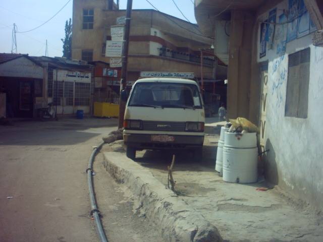 أزمة المواصلات هاجساً بات يؤرق سكان مخيم خان دنون