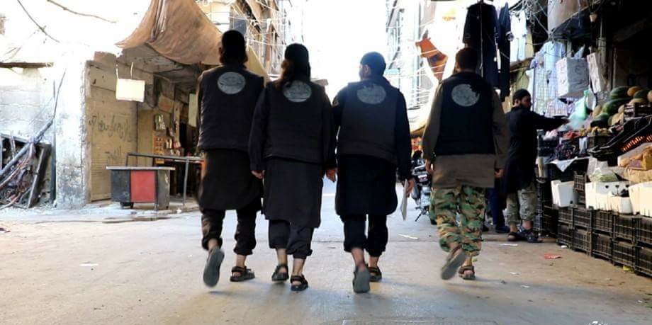 تنظيم "داعش" جنوب دمشق يشن حملة اعتقالات في صفوفه 