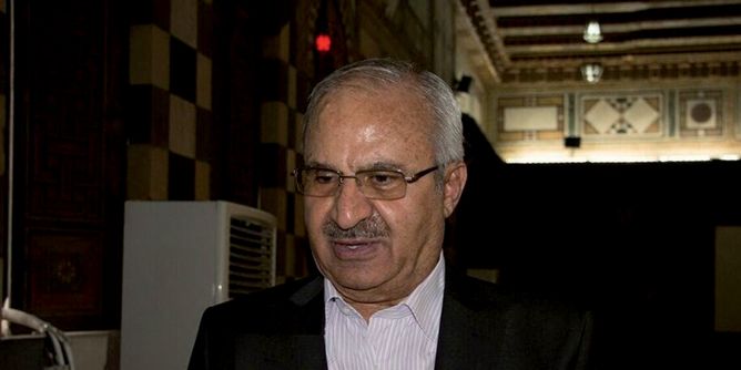 طلال ناجي: مسلحو داعش والنصرة جاهزون لتسوية أوضاعهم وخروجهم من اليرموك مسألة وقت 