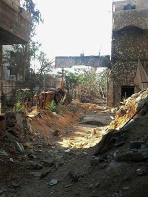 قصف واشتباكات  على محور قطاع الشهداء في مخيم اليرموك 