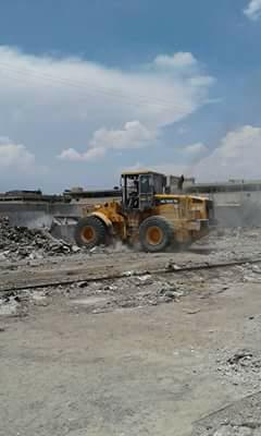 استمرار إزالة الانقاض من شوار مخيم السبينة وسكانه يشكون شح المساعدات الإغاثية 