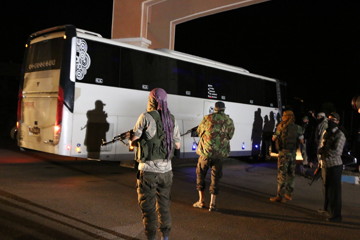 الكشف عن أسماء 19 معتقلاً فلسطينياً جديداً سيشملهم اتفاق "كفريا الفوعة" في سورية"