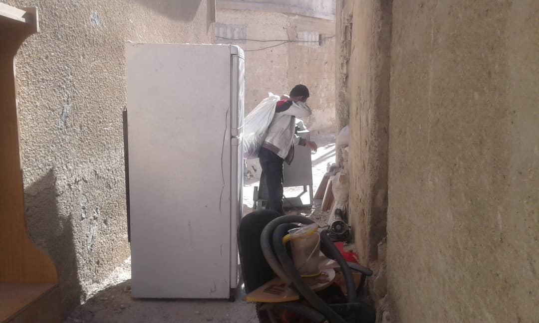 رغم وقوعه ضمن المخطط التنظيمي: عدد من عائلات مخيم درعا تعود لمنازلها 