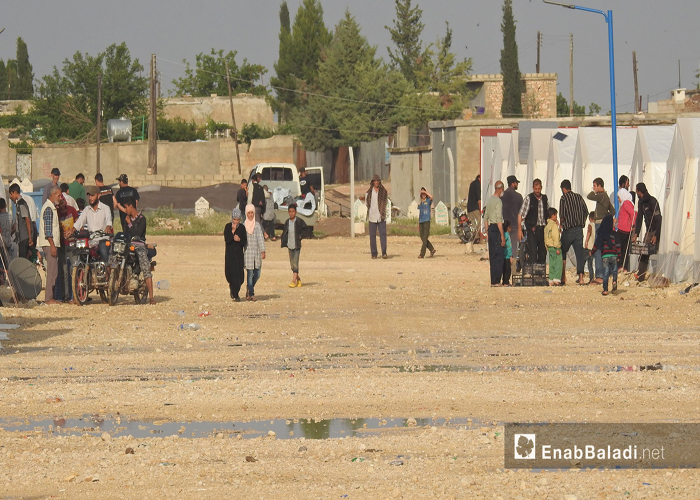 قرار بنقل مهجري جنوب دمشق إلى مخيم "البل" وتهديدات بطرد الرافضين منهم