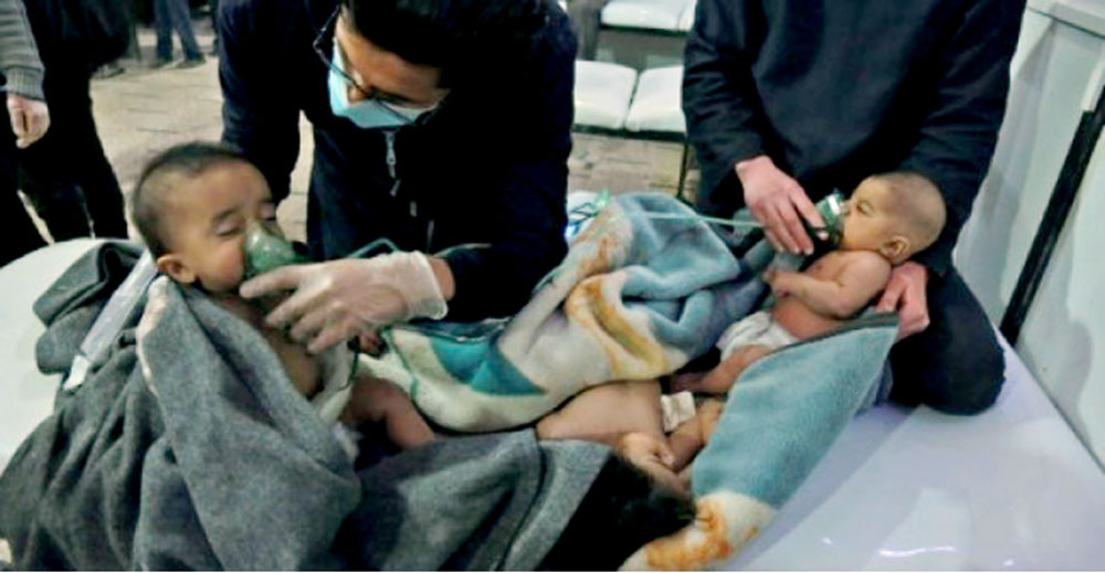 في يوم إحياء ذكرى جميع ضحايا الحرب الكيميائية: مجموعة العمل تطالب بتقديم جميع المسؤولين عن جرائم الحرب المرتكبة في سورية إلى العدالة  وضمان عدم إفلاتهم من العقاب