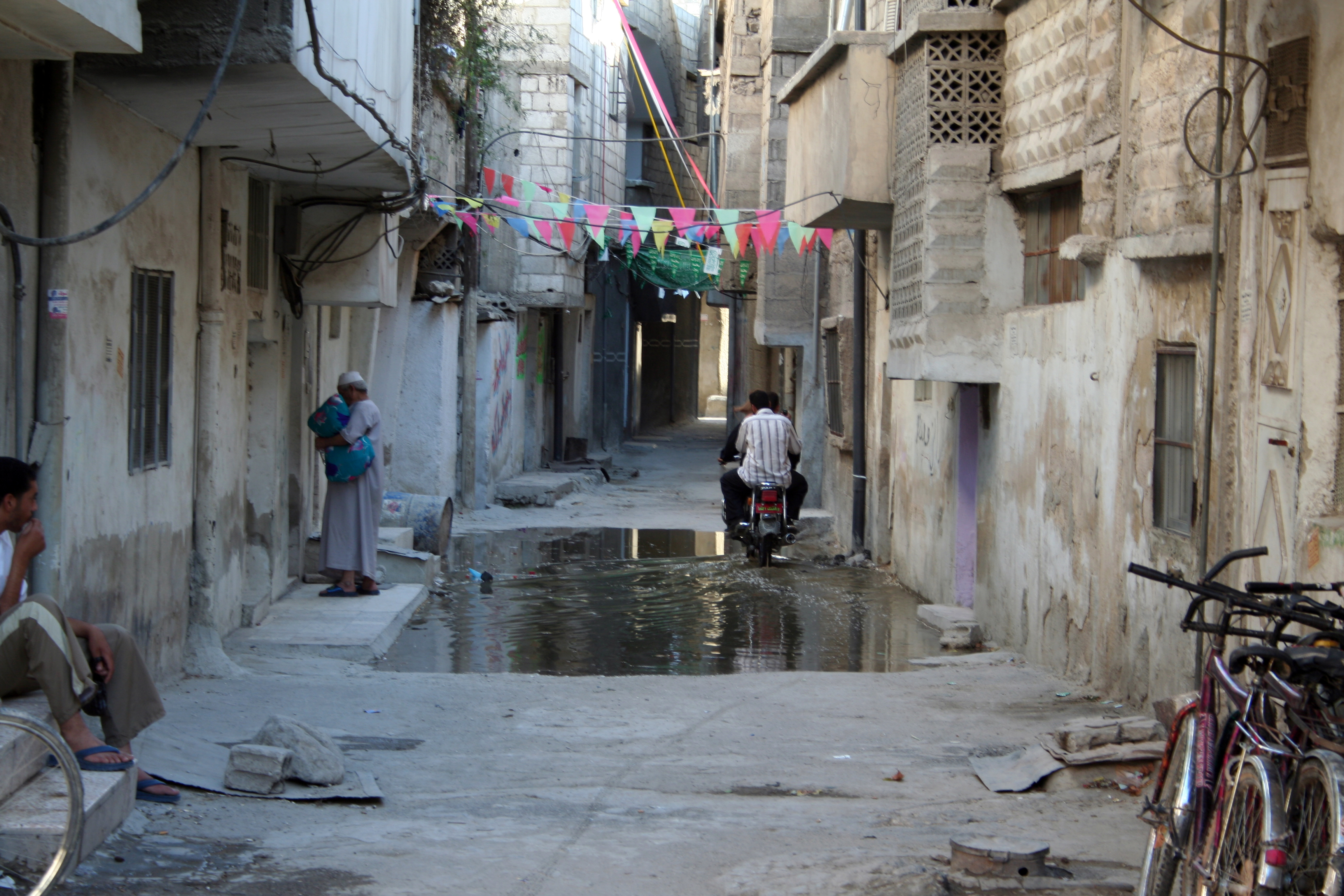 الأونروا تعلن عن دورات تدريبية  لذوي الاحتياجات الخاصة في مخيّم السيدة زينب