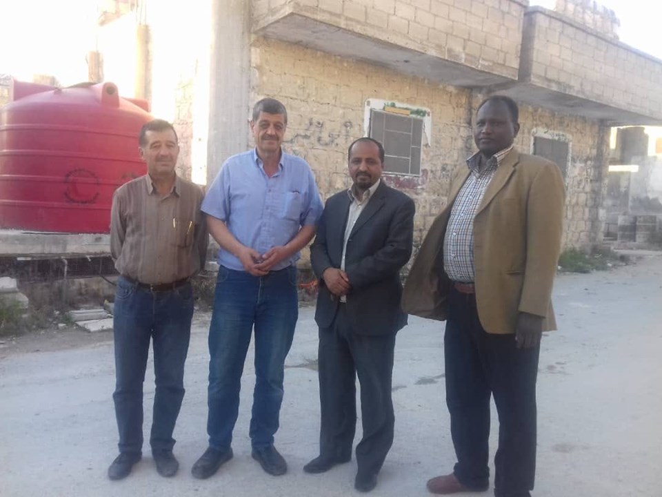 توزيع وجبات الإفطار على عدد من العائلات في مخيم حندرات