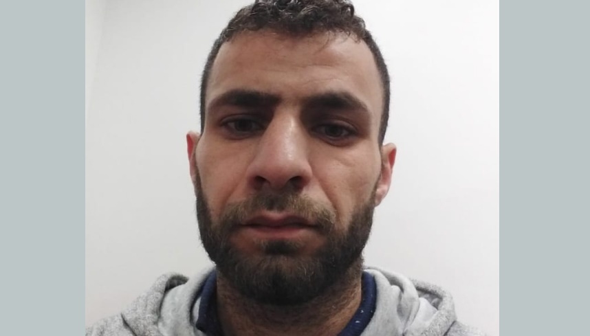 بعد رفضه الترحيل ..الشرطة التركية تعتدي على اللاجئ الفلسطيني "محمد يونس"