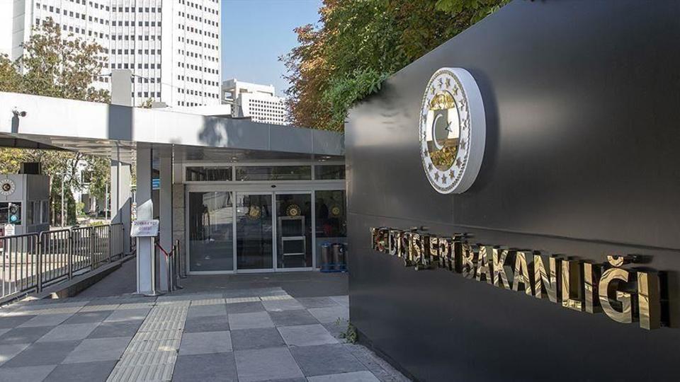 تركيا تتهم اليونان بإجبار المهاجرين غير النظاميين بالتوجه إلى حدودها والأخيرة تنفي 