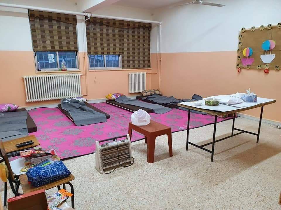 حجر أم احتجاز: انتقادات للأونروا في لبنان بسبب حجرها عائلة فلسطينية سورية بظروف لا إنسانية 