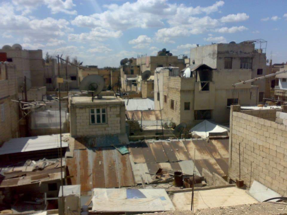 جراء تردي أوضاعهم المعيشية.. ارتفاع معدلات الهجرة في مخيم النيرب بحلب