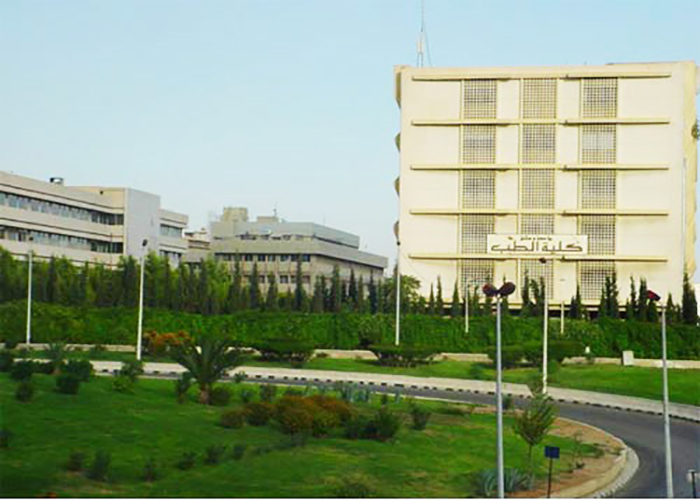 تخرج 27 طالباً فلسطينياً من كلية الطب البشري في سورية 