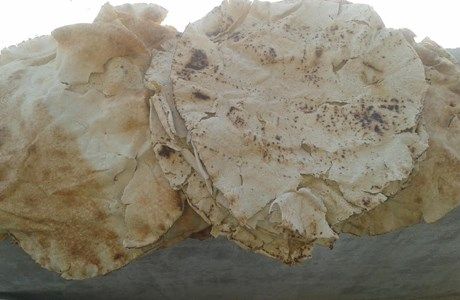 شكوى من رداءة نوعية الخبز في مخيم سبينة