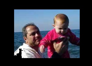 الأمن السوري يخفي قسرياً الفلسطيني "أيمن الرفاعي" منذ 9 سنوات