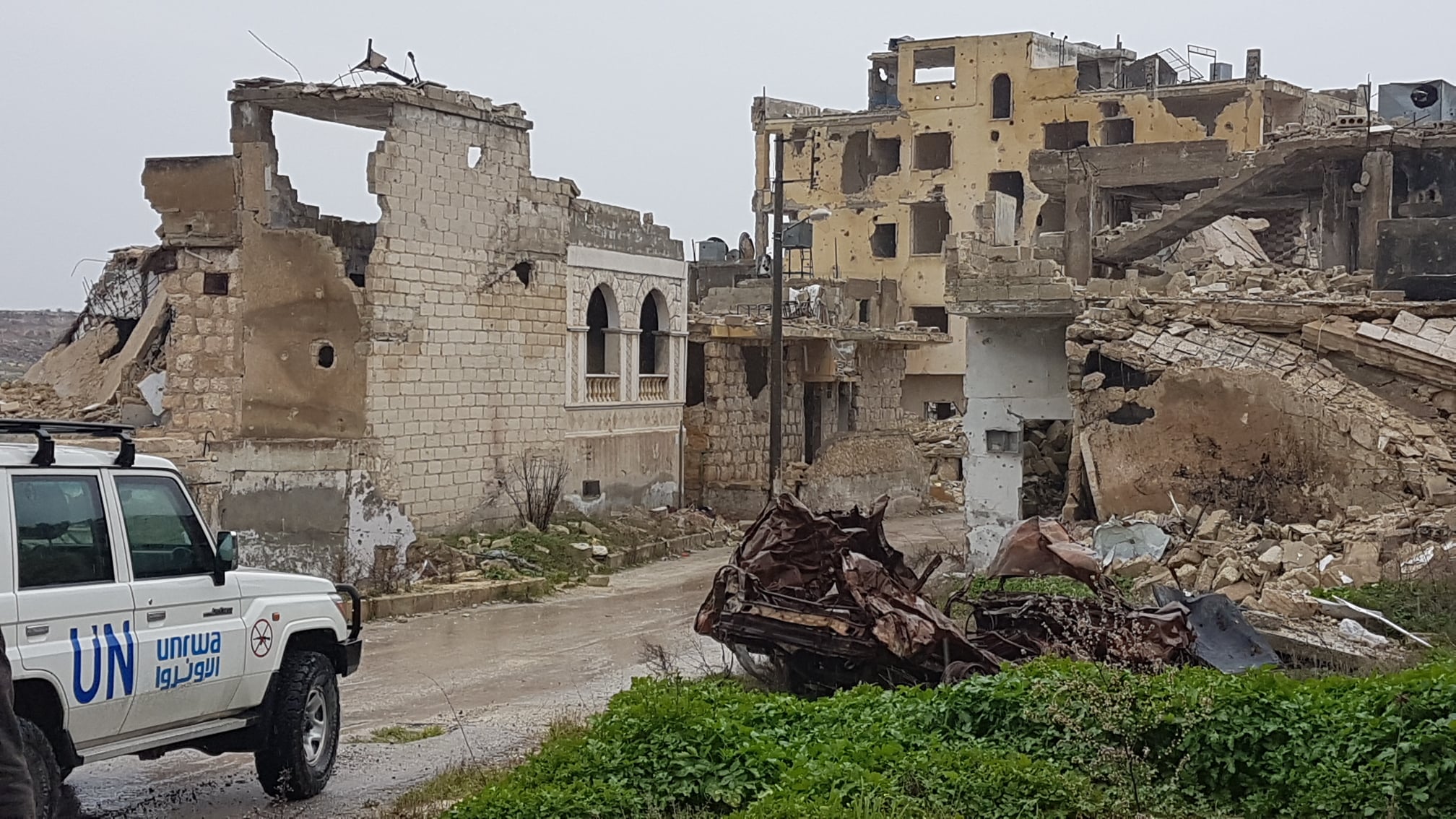 الأونروا تحذر من خطر التلوث بالمتفجرات على الفلسطينيين في سورية 