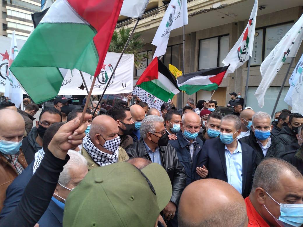 لبنان.. مطالبات للسفارة الفلسطينية بفتح تحقيق ومحاسبة المعتدين على فلسطينيي سورية  