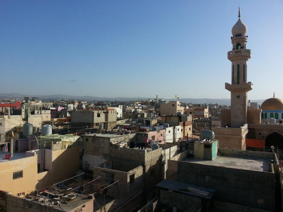 لبنان.. فوضى السلاح يثير مخاوف فلسطينيي سورية في مخيّم الرشيدية