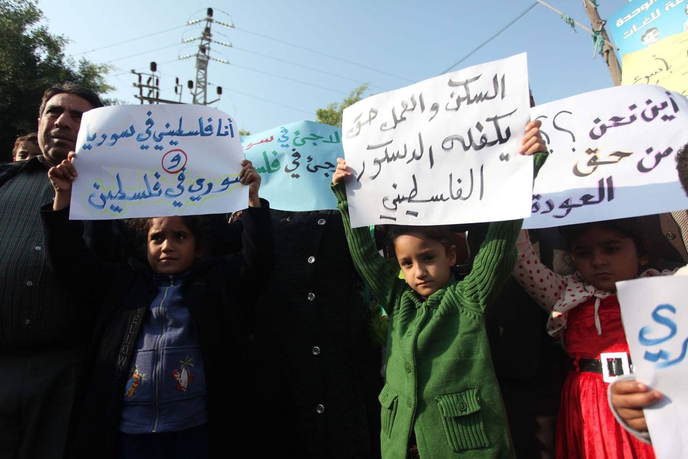 غزة. مجلس الوزراء يعد بمتابعة أوضاع اللاجئين الفلسطينيين من سوريا