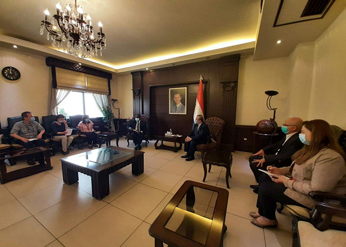 سوريا.. الأونروا تبحث سبل تعزيز التعاون مع وزارة الإدارة المحلية والبيئة 