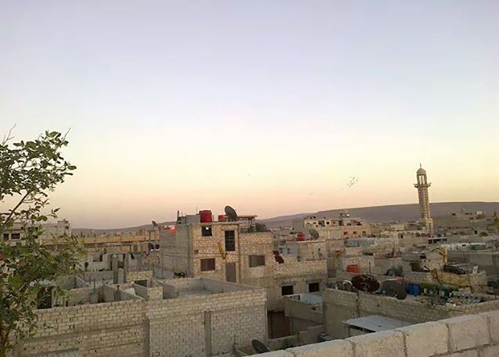 مخيم الحسينية.. لصوص يسطون على أحد المنازل 