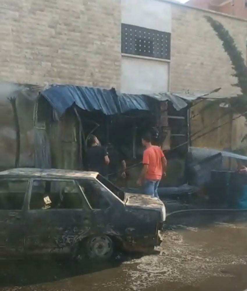 نشوب حريق في مخيم النيرب