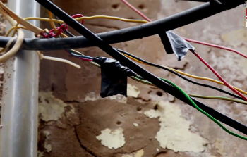 شكوى من عدم وصول التيار الكهربائي لمناطق في مخيم اليرموك والتضامن