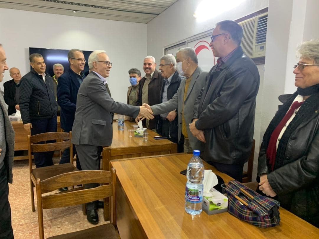 سفير فلسطين بدمشق يزور مخيم العائدين بمدينة حمص 