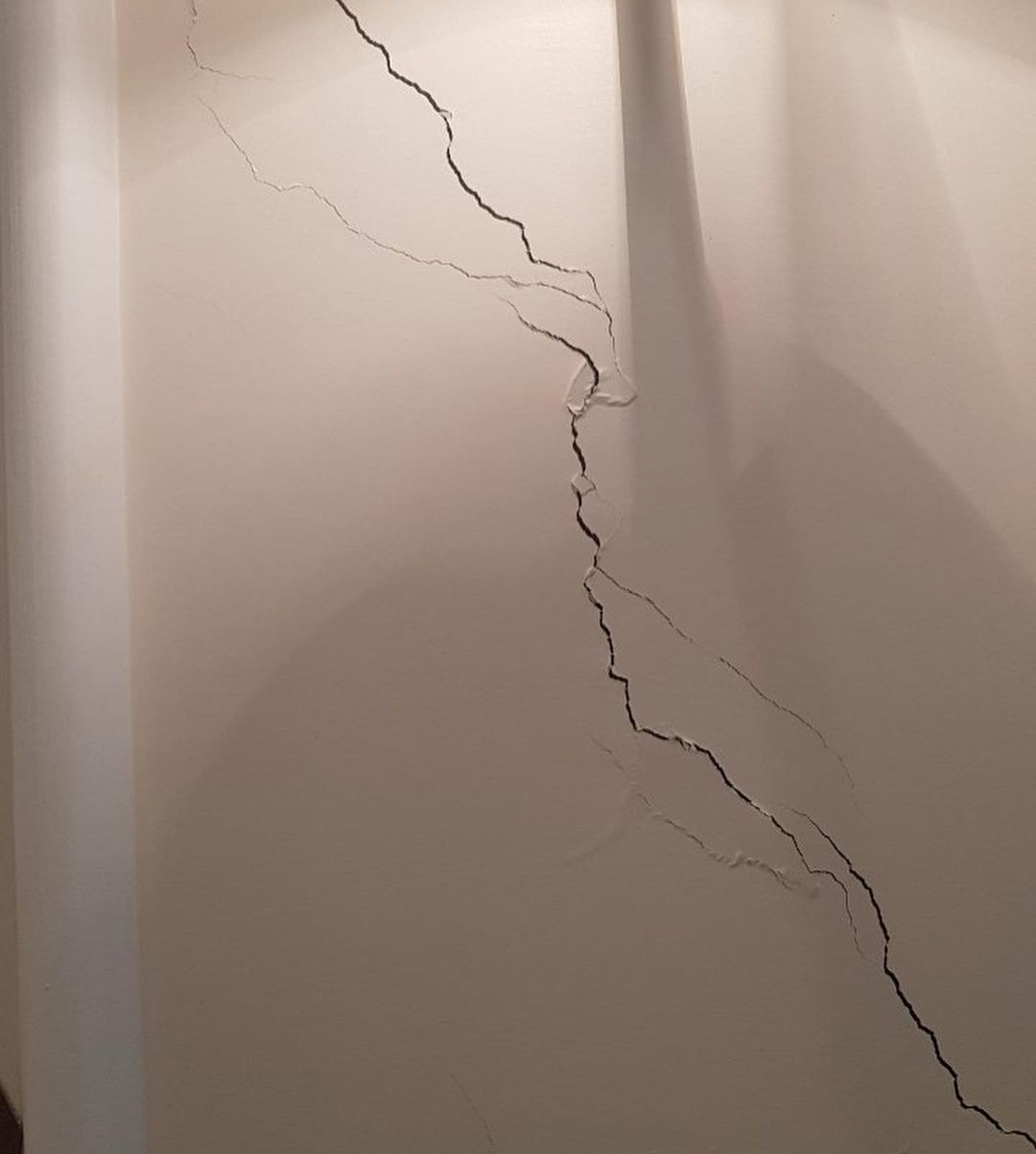 سوريا .. الأمطار تكشف هشاشة أبنية المنظمات الإنسانية في مخيمات اللاجئين