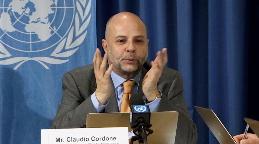 مدير الأونروا في لبنان يطلق تصريحات خلال زيارته خيمة الاعتصام في بيروت