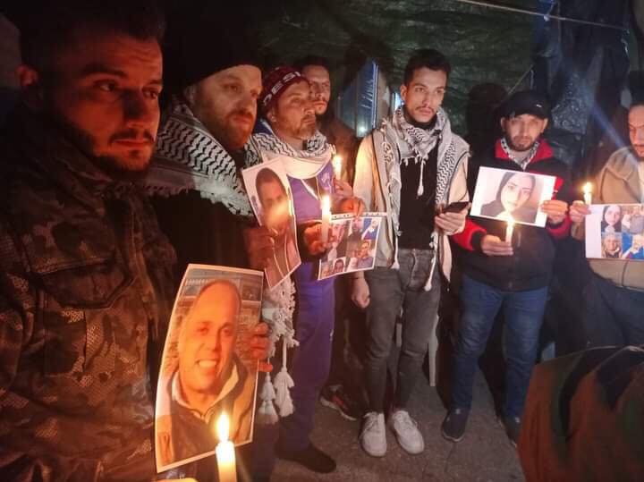 بيروت.. إضاءة شموع في "الخيمة (194) حداداً على ضحايا الغرق في بحر ايجه  