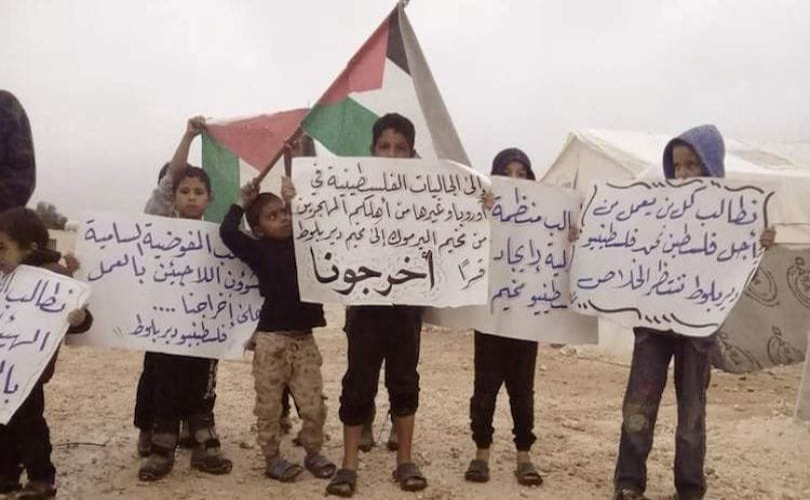 الفلسطينيون المهجرون في الشمال السوري منسيون من المساعدات 