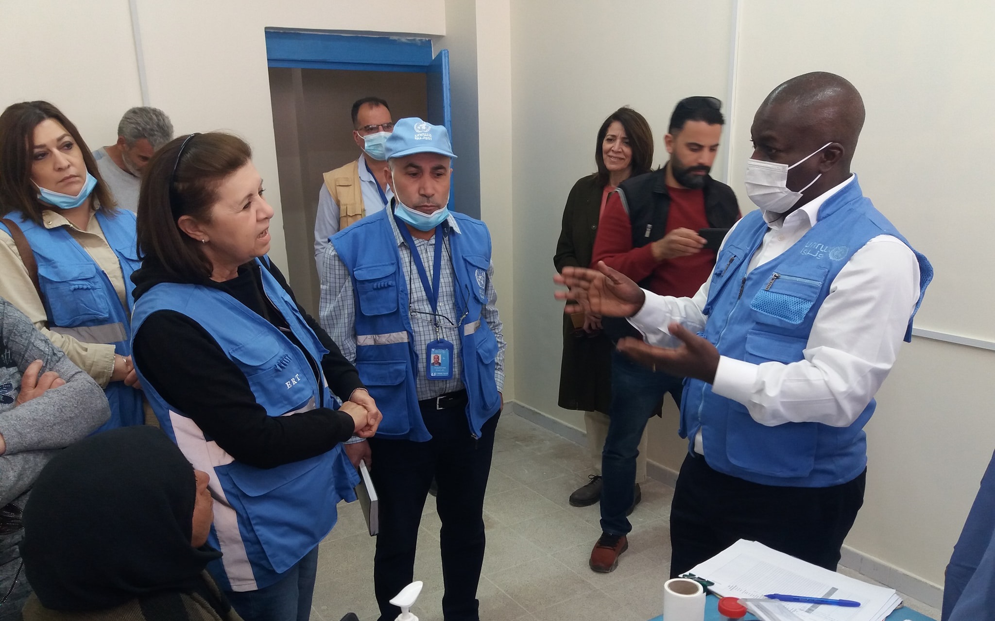 مدير شؤون الأونروا في زيارة تفقدية لمخيم اليرموك