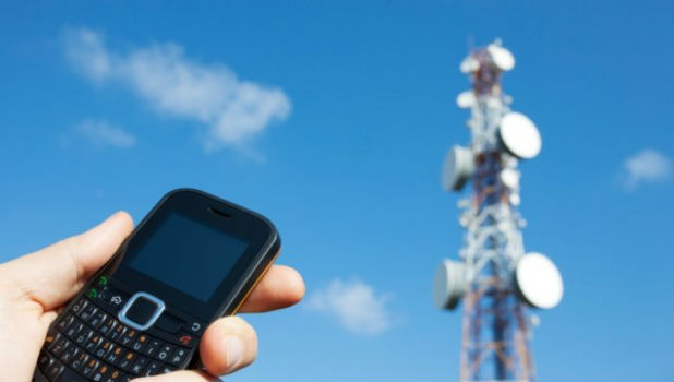 مخيم سبينة. شكوى من ضعف وانقطاع شبكة الجوال والإنترنت