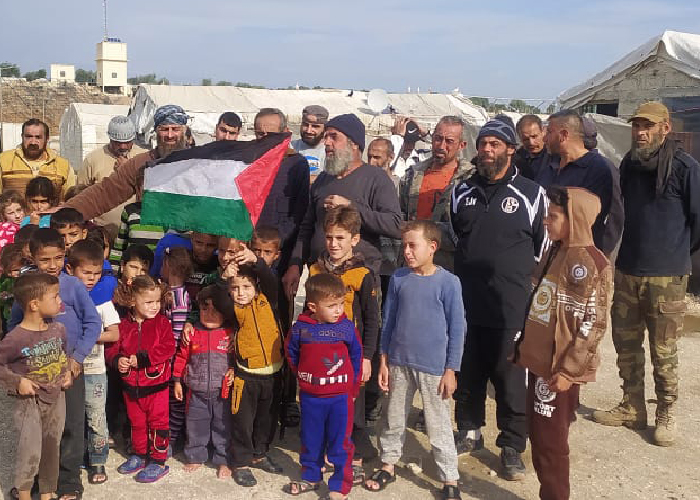 شاهد: الفلسطينيون في مخيمي دير بلوط والمحمدية يعتصمون احتجاجاً على تردي أوضاعهم 