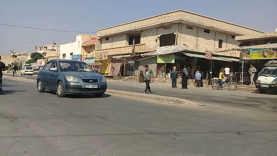 أزمات مركبة تعصف بأهالي مخيم خان الشيح