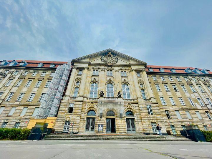 ألمانيا. فلسطيني متهم بجرائم حرب في سورية ينكر وجوده أثناء الجريمة