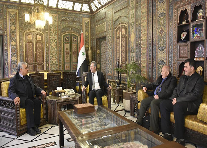 مؤسسة فلسطينية تلتقي محافظ دمشق وتبحث ملف مخيم اليرموك