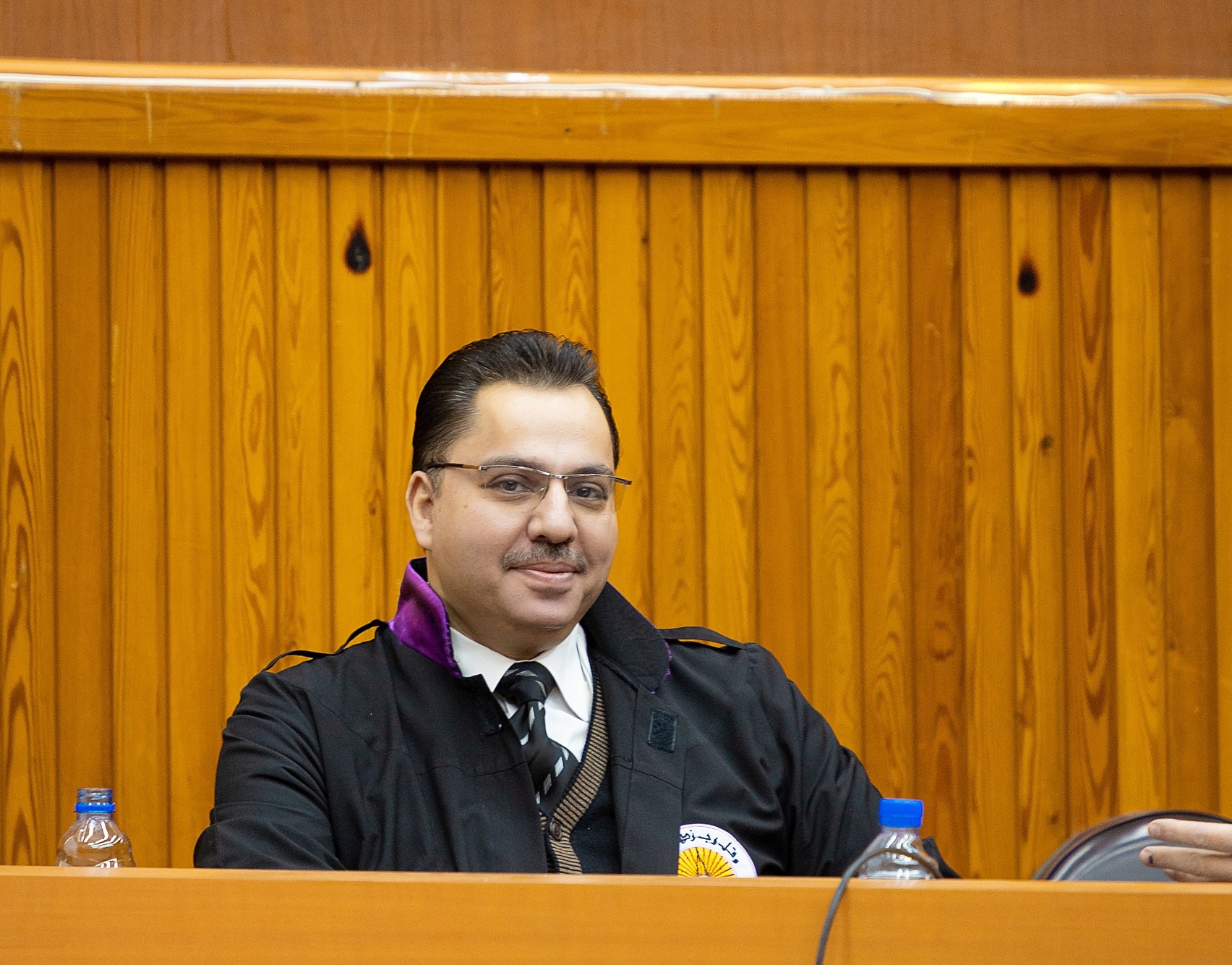 قصة نجاح. بروفيسور فلسطيني رائد البحث العلمي في طب الأسنان 