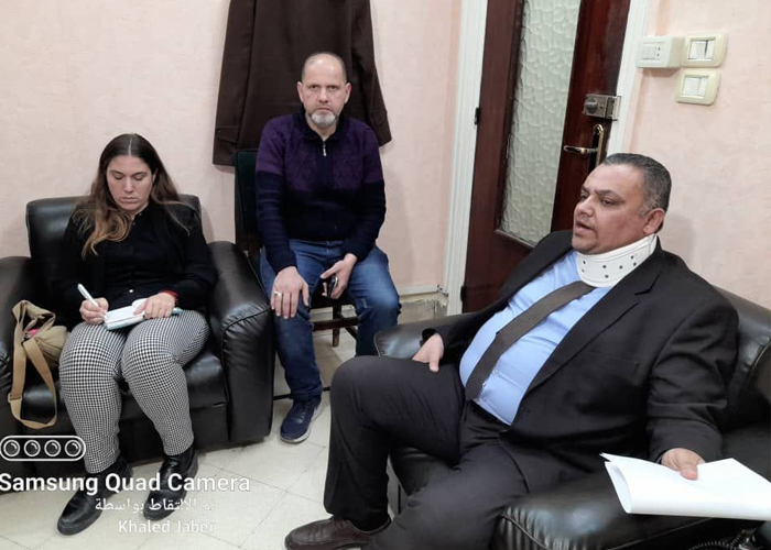 مدير الهيئة العامة للاجئين يطالب الأونروا بزيادة مساعداتها وجعلها شهرية