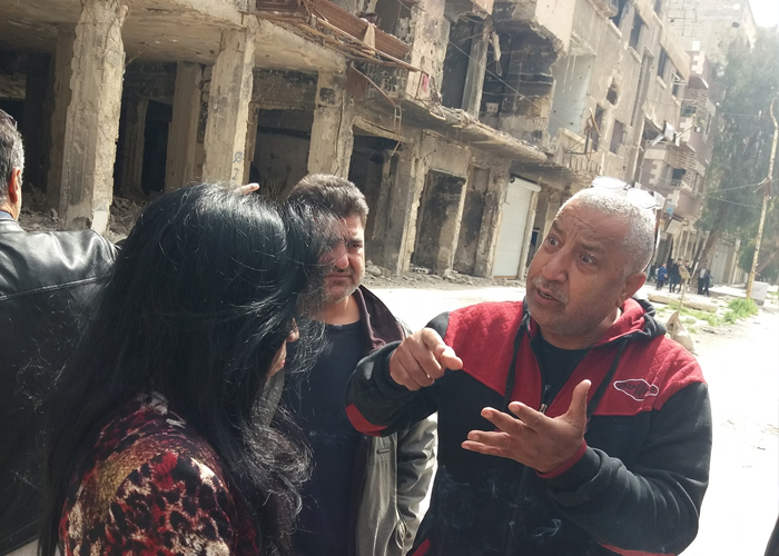 مخيم اليرموك. وعود جديدة بتفعيل خط المواصلات وتركيب محولات كهربائية