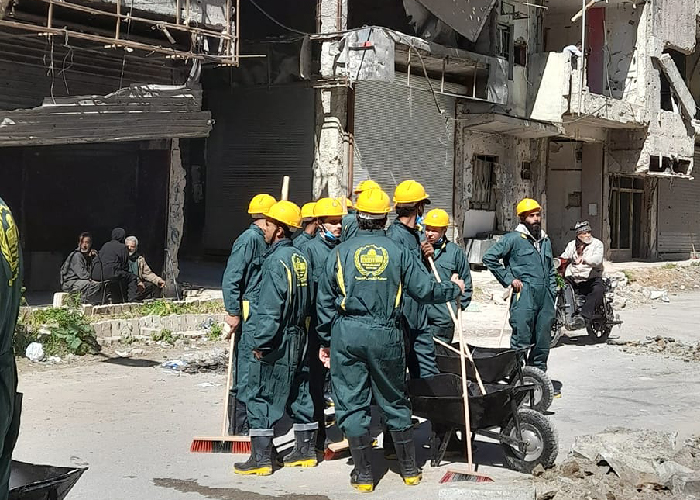 حملة نظافة لحارات وشوارع مخيم اليرموك 